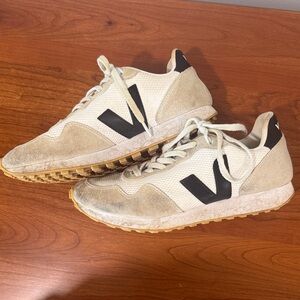 Veja Lace-Up Men’s Sneakers in Off-White and Black with Gum Sole